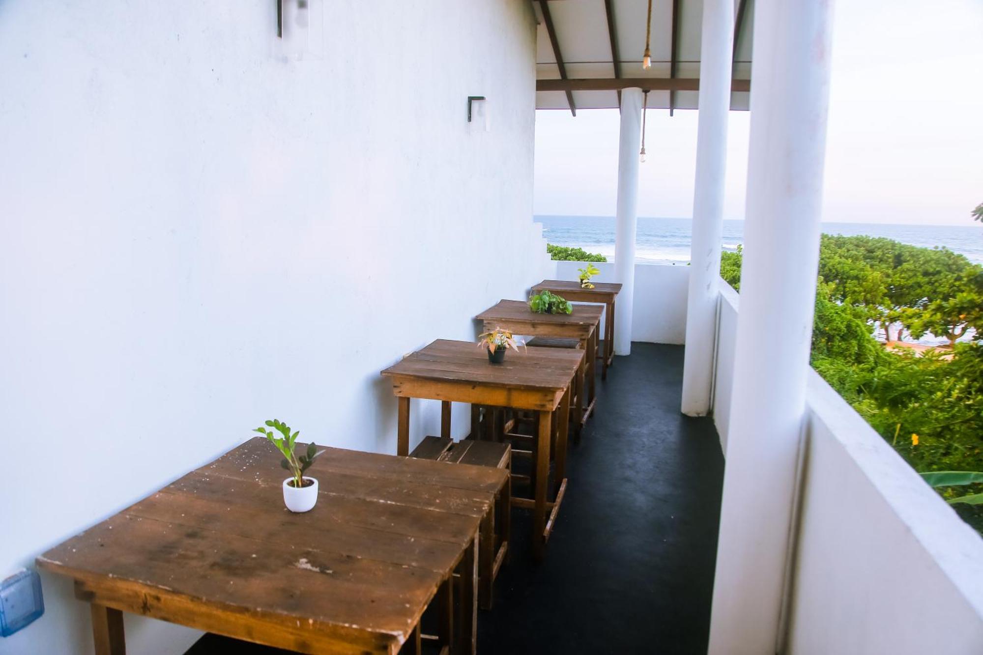 Hotel Mirissa Turtle Point Guest Exterior foto